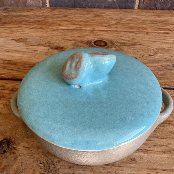 Aqua Taupe Winfield Pottery Covered Soup Chili Personal Casserole Dish Pasadena - Picture 2 of 13